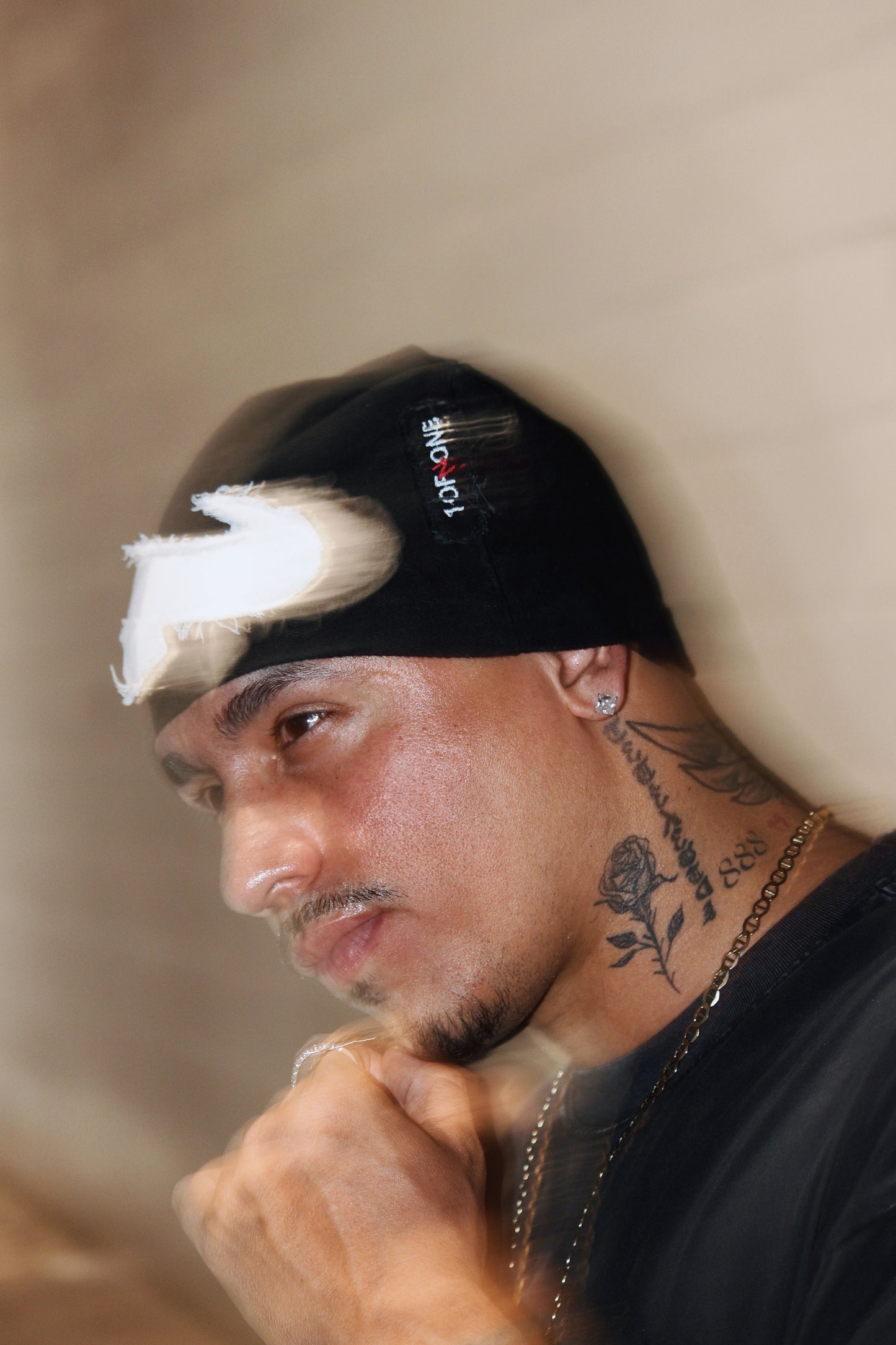 [split logo beanie]